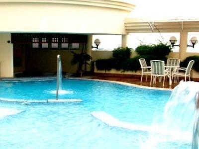 Syuen Hotel Ipoh Bagian luar foto