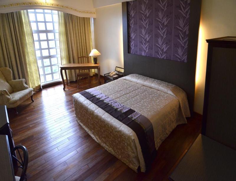 Syuen Hotel Ipoh Bagian luar foto